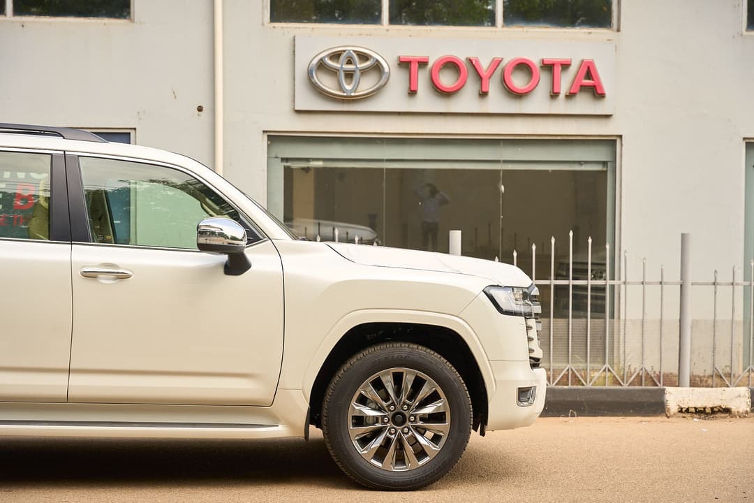 Image (14) Image (14)