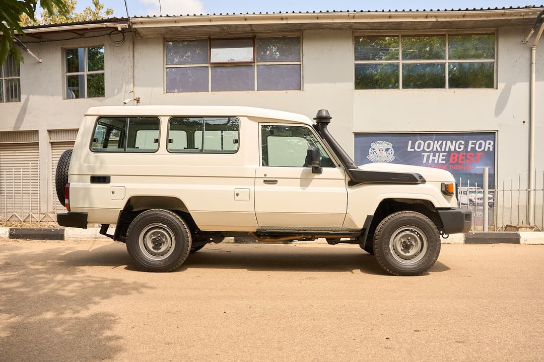 Image (20) Image (20)